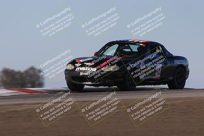 media/Oct-26-2025-CalClub SCCA (Sun) [[8ce1e69566]]/Group 5/Grapevine/